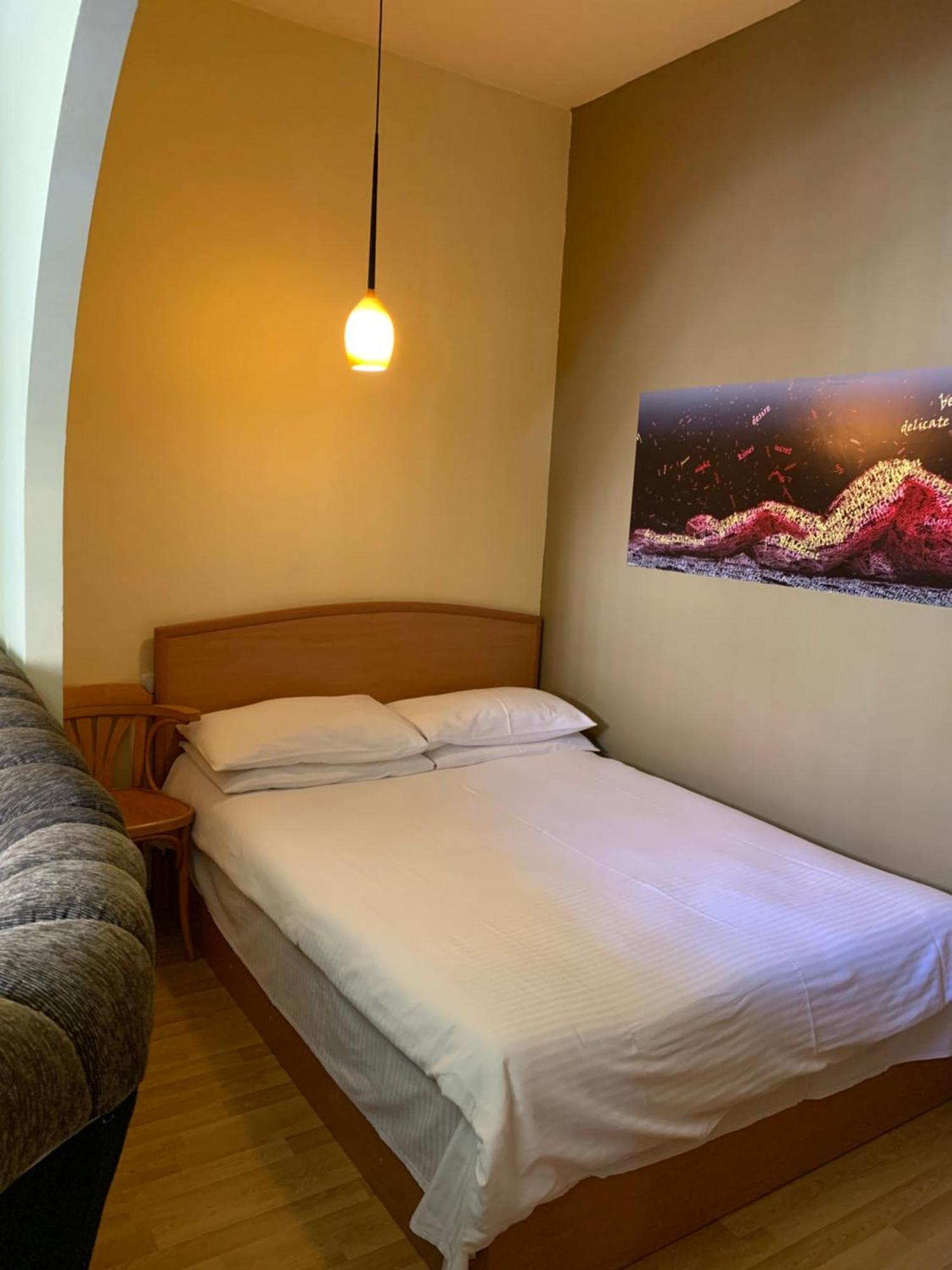 Studio With Balcony On Sayat Nova Avenue 耶烈万 外观 照片